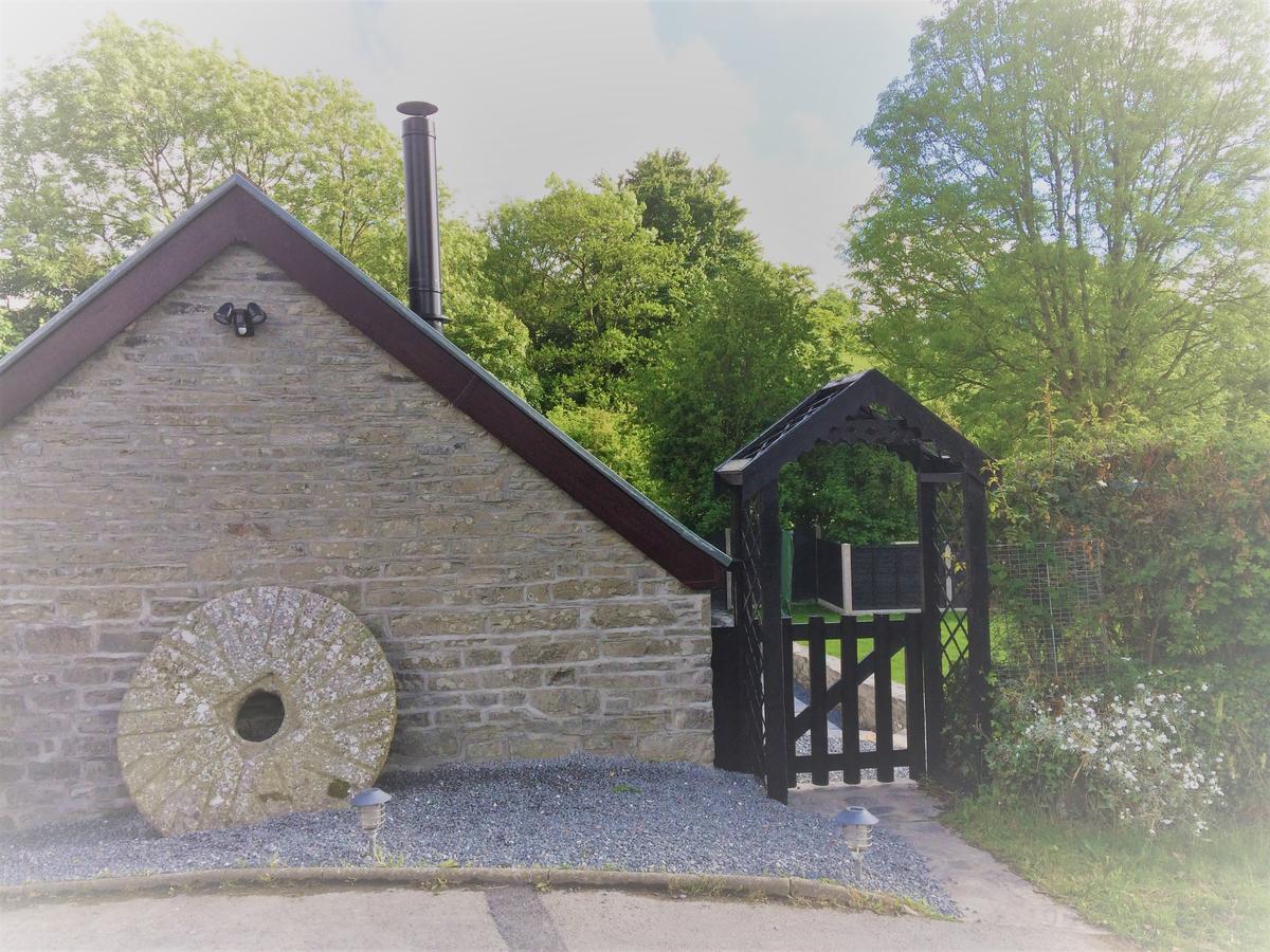 فيلا The Bakery Llanddeiniol المظهر الخارجي الصورة